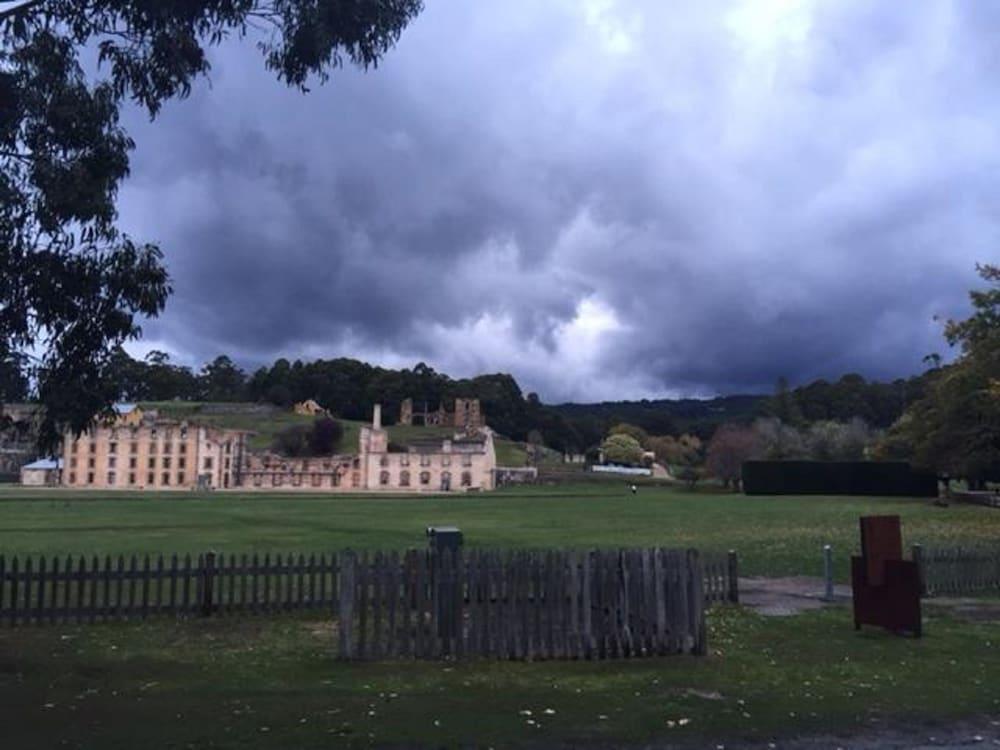 The Fox And Hounds Historic Hotel Port Arthur Exteriör bild