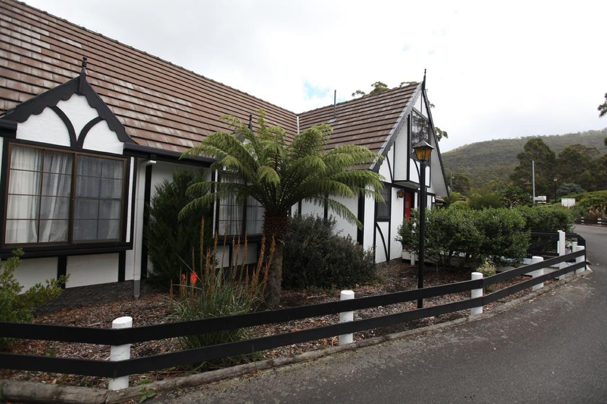 The Fox And Hounds Historic Hotel Port Arthur Exteriör bild
